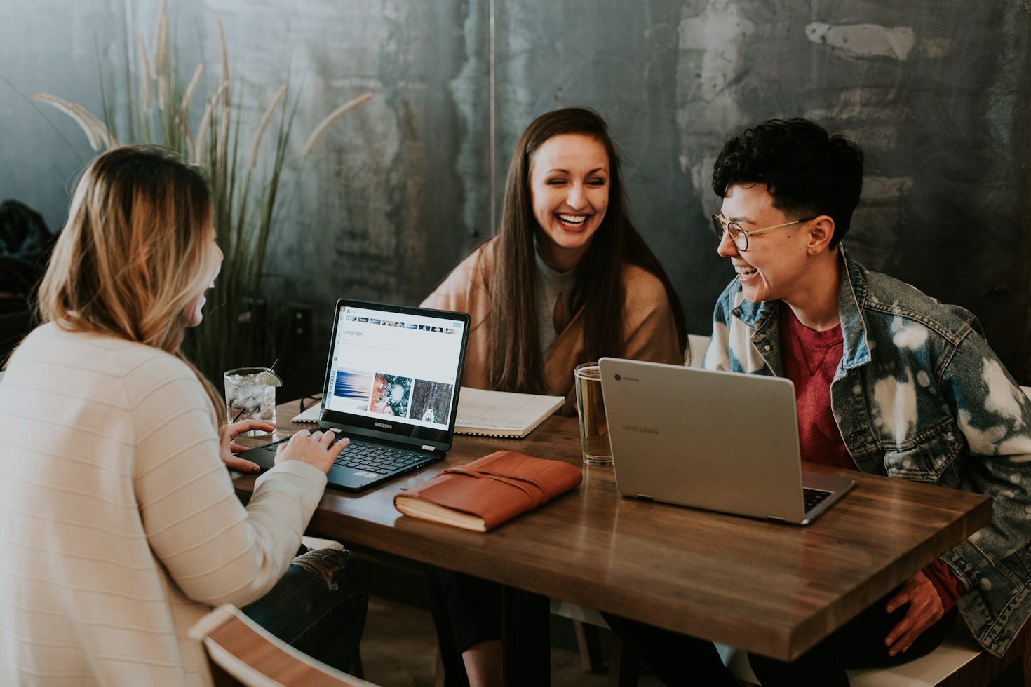 How Peer Support Accelerates Emotional Recovery